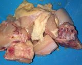 Foto langkah ke 1 dari resep Ayam Bumbu Cabe Hijau Khas Lampung.