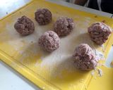A picture of step 2 of Easy warm Scotch Eggs.
