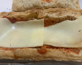 Foto del paso 2 de la receta: Pan relleno de taquitos de jamón y quesos