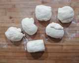 Foto del passaggio 1 della ricetta Treccia di pane al latticello a 6 capi, ricetta del riciclo 🌷
