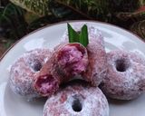 Foto langkah ke 4 dari resep Donat ubi ungu.