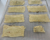Foto del paso 6 de la receta: Cañas / Napolitanas caseras de hojaldre rellenas (crema pastelera / crema pastelera de chocolate)