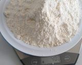 A picture of step 5 of Orange lemon cake.