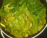 Foto langkah ke 1 dari resep Gulai Daun Singkong.