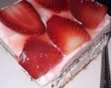صورة لخطوة 2 من وصفة كيك بارد بالفراولة 🍓🍨🍓🍨