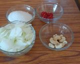 A picture of step 1 of Raw papaya chutney.