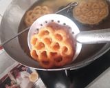 A picture of step 9 of Sweet Flower Khaja (Achappam) with Rabadi (fusion).