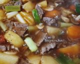 Foto langkah ke 6 dari resep Semur Daging Kentang.