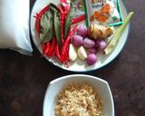 Foto langkah ke 2 dari resep Gulai daun singkong.