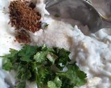 A picture of step 3 of Akhrot mooli ki chutney.