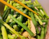 蒜味四蔬（蘑菇、蘆筍、玉米筍、四季豆）無水料理的食譜步驟5照片