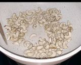 Foto langkah ke 1 dari resep Kue kering kacang mede / cookies mede.
