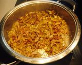 Házi sonkás, sajtos-tejszínes tészta, kakukkfűvel bolondítva recept fázis 3 fotója