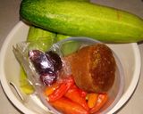 Foto langkah ke 1 dari resep Rujak Timun Endol.