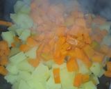 Foto del paso 3 de la receta: Pollo al horno saborizado con 2 ensaladas