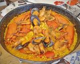 Foto del paso 19 de la receta Paella de bogavante en fuego de leña