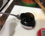 Foto del paso 5 de la receta: Lomo de dos colores en salsa española a mi manera con champiñones