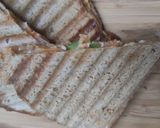 A picture of step 4 of Grill club sandwiche.