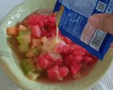 Foto langkah ke 3 dari resep Sop buah simple dan sederhana.