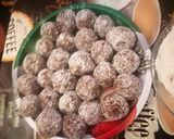 Kókuszos golyó :) recept fázis 2 fotója