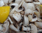 Foto del paso 5 de la receta: Redondo de lomo en soja ajioji con champiñón y verduras