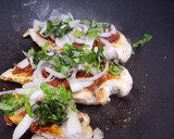 Foto del paso 3 de la receta: Pizza con base de pollo sin horno low carb