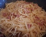 Foto del paso 2 de la receta: Espagueti a la carbonara rápida
