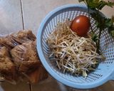 Foto langkah ke 1 dari resep Sup Tauge Tahu.