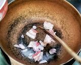 รูปขั้นตอนการทำที่ 3 ของ ข้าวคลุกกะปิกับหมูสามชั้นสไลซ์หวาน