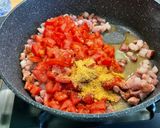 Une image de l'étape 8 de Gratin de coquillettes au lard, 3 fromages, tomates et champignons.