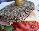 Foto del paso 3 de la receta: Sándwich🥪 de pan de semillas sin harina