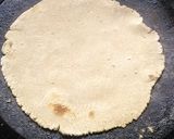 मेथीची भाजी बाजरीची भाकरी (methichi bhaji bajarichi bhakhri recipe in marathi) रेसिपी स्टेप 6 फोटो 