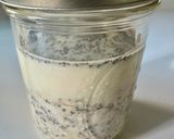 A picture of step 1 of Overnight Oats.