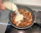 Foto del paso 4 de la receta: Arroz con rovellons o níscalos