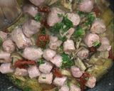 Foto del paso 4 de la receta: Espagueti al ajo con longaniza de pavo, setas y tomate seco