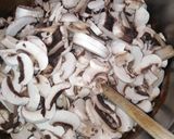 Bakonyi csirke recept fázis 4 fotója