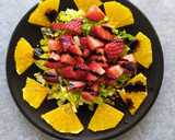 Foto del paso 3 de la receta: Ensalada de fresas con naranja