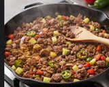Foto del paso 2 de la receta: Chimichangas Picadillo