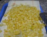 Foto del paso 4 de la receta Tortilla de patatas y espinacas rellena de queso fresco