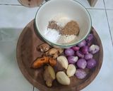 Foto langkah ke 1 dari resep Ayam Lodho Tulungagung 🔥🍗 bumbu rempah khas Jawa Timur.