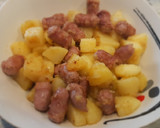 Foto del paso 4 de la receta: Ensalada de patata al pesto con salchichas