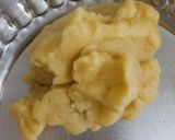 A picture of step 1 of Royal icing cookies.