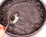 Sütés nélküli csokoládés-epres pite recept fázis 4 fotója
