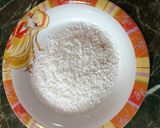 Foto del passaggio 5 della ricetta Tartufini al caffè e mascarpone con smarties colorati al cioccolato