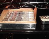 Foto langkah ke 4 dari resep Fudgi 'Shiny' Brownis.
