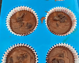 Foto del paso 4 de la receta: Magdalenas con chocolate derretido
