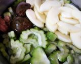 清熱退火 ~ 苦瓜蘋果羅漢果茶的食譜步驟2照片