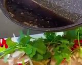 A picture of step 5 of Steamed coral trout with ginger and shallot.