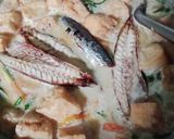 Foto langkah ke 3 dari resep Ikan Pindang Masak Santan.