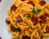 Kolbászos tojásos tészta recept fázis 5 fotója